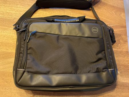 Geräumige DELL Laptop Businesstasche schwarz