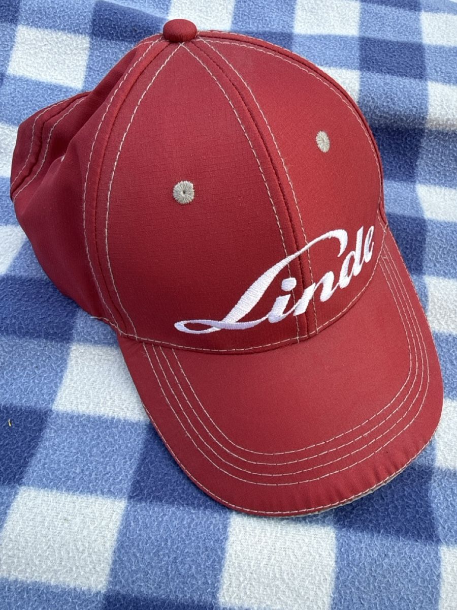 Hüte, Mützen & Caps: Kappe Cappy Hut Linde rot verstellbar – Neu (gemäss Beschreibung) aus Niederbüren von funkel06