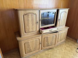 Buffet aus Holz mit Glastüre und Schublade gebraucht