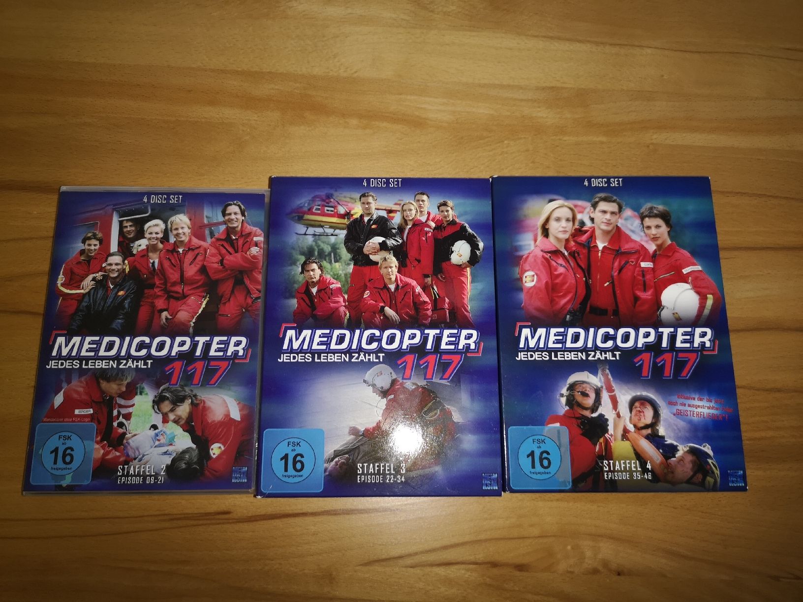 Tutti i DVDs: MEDICOPTER DVD STAFFEL 2, 3 UND 4 – Nuovo (secondo la descrizione) da Oberentfelden venduto da SWISS027