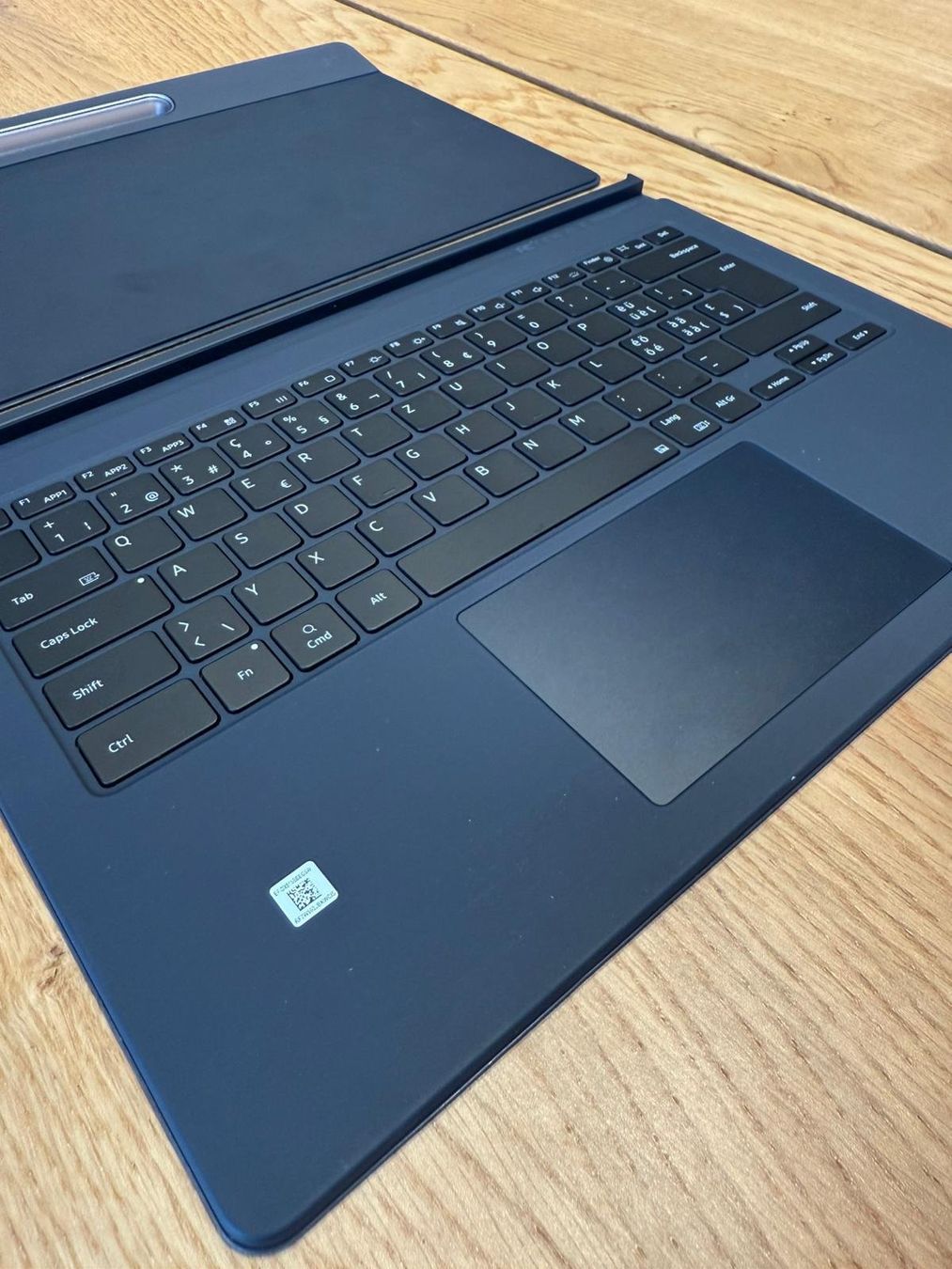 Samsung Tastaturen: Samsung Book Cover Keyboard Tab S9 Ultra CH Layout – Gebraucht aus Emmenbrücke von natelo