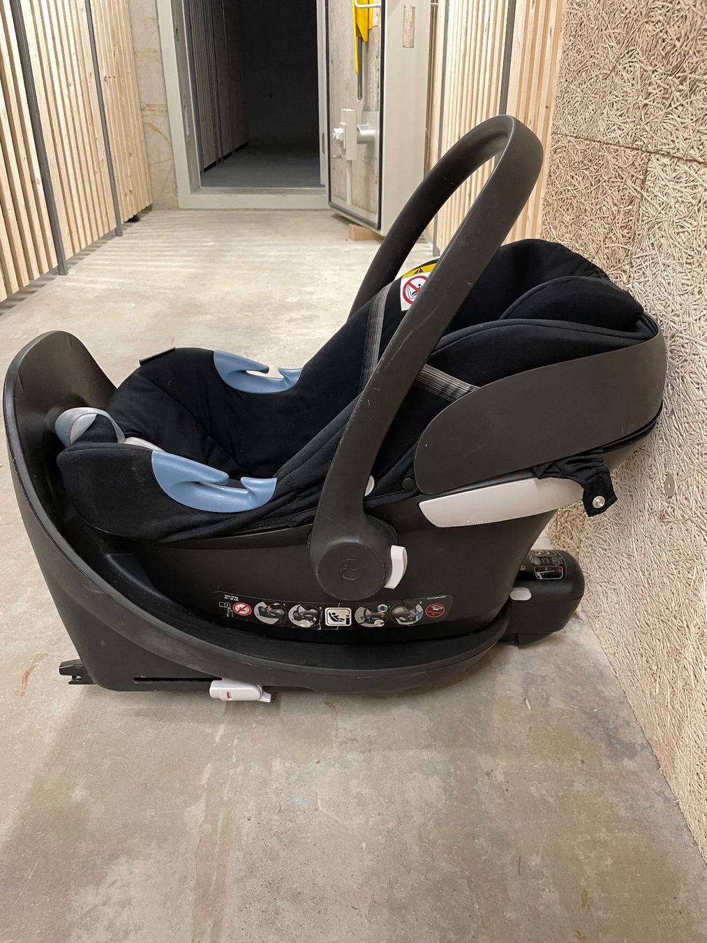 Cybex Seggiolini per auto: Cybex Gold Kindersitz mit Isofix – Usato da Meilen venduto da enzian022 2