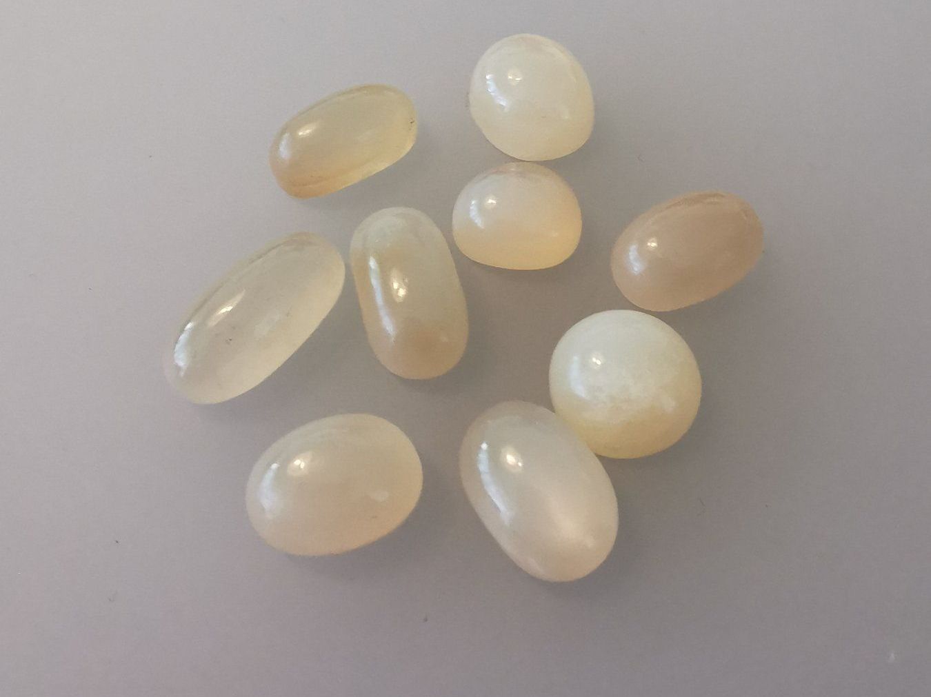 Pietre preziose: 9 Stk. echte, unbehandelte, Mondstein Cabochons – Nuovo e nell'imballaggio originale da Dierikon venduto da Buntspecht-10