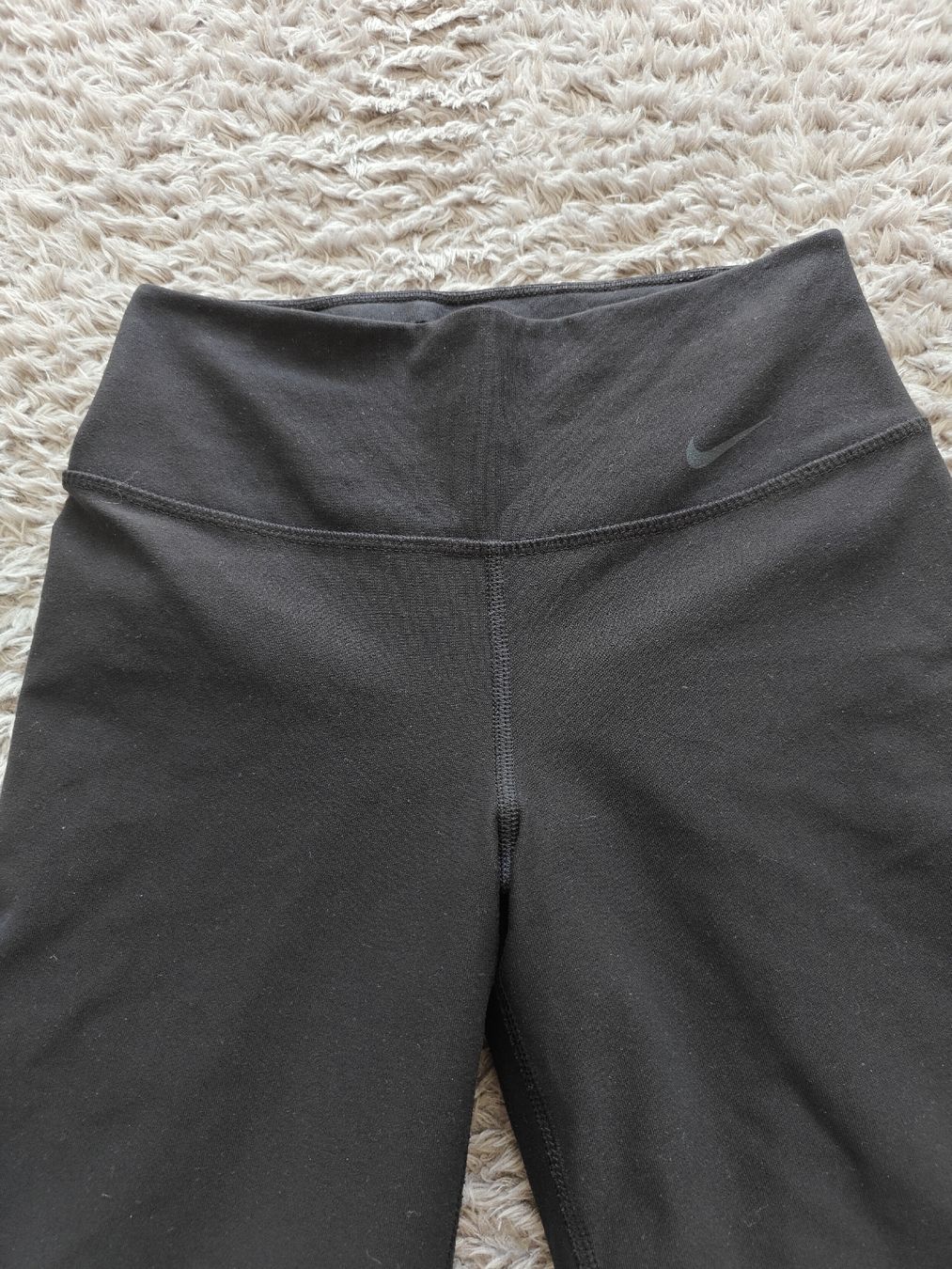 Nike Leggings: Nike Sport Leggins – Usato da Pieterlen venduto da Saemelili 1