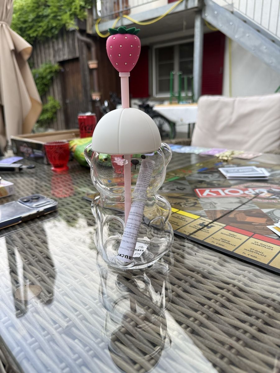 Starbucks Tassen: Starbucks Bear Cup Strawberry Straw Cap new condition – Neu und originalverpackt aus Ossingen von el_ge2025 4