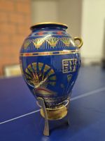Vase 'The Golden Vase of Bast' (ca. 25 cm) mit Ständer