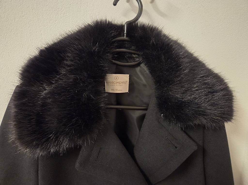 Giacche: NEU: Rinascimento Jacke schwarz Gr. S – Nuovo (secondo la descrizione) da Mels venduto da Aloha86 2