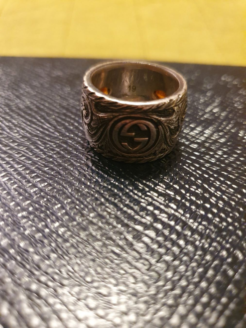 Gucci Anelli: Gucci bague tigre en argent – Usato da Le Grand-Saconnex venduto da Rgt87 2