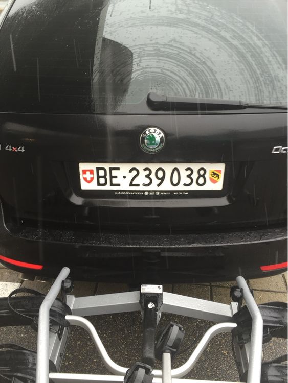 Thule Pezzi di ricambio: LOCATION porte vélo thule 4 vélos – Usato da nods venduto da Tozzifan 4