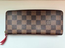 Louis Vuitton Zippy Wallet