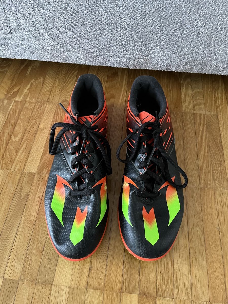 Adidas Scarpe da uomo: Adidas Trainingsschuh - Gr. 44 – Usato da Herzogenbuchsee venduto da Jana_1019 1