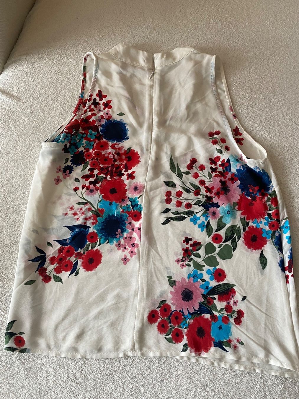 Blusen: Bluse Kurzarm mit Blumenmuster von Lila Rose – Gebraucht aus Tagelswangen von Laurastern1 1