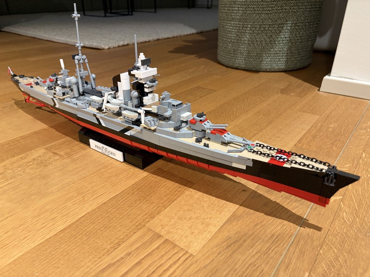 Cobi Kit di modellismo & Modellini statici: Cobi Schlachtschiff Prinz Eugen – Usato da Zürich venduto da Matt78 1