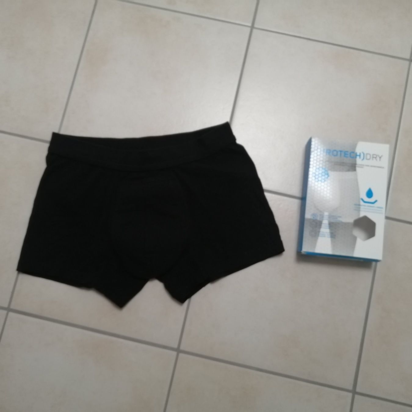 Biancheria intima: Inkontinenz Unterhose Gr. M/L – Nuovo (secondo la descrizione) da Henau venduto da AXAA