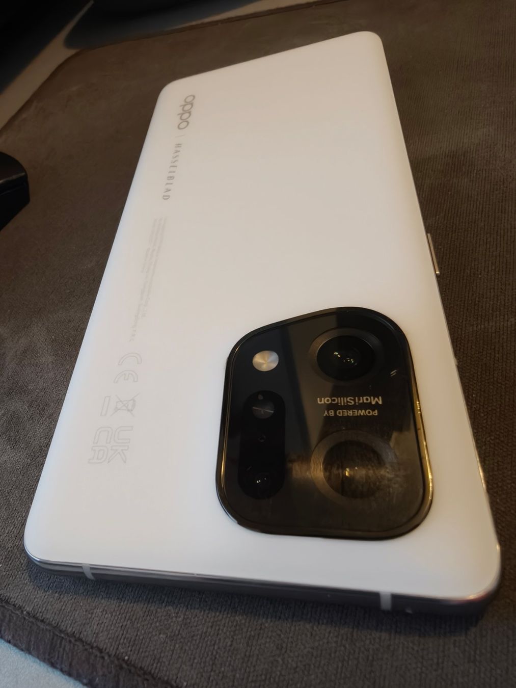 Oppo Telefoni cellulari / Smartphones: Oppo Find X5 5G 256GB White – Usato da Burgdorf venduto da kaluzan 2