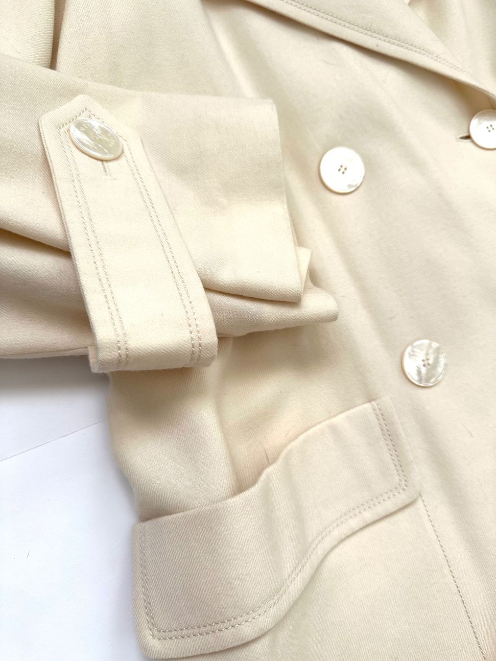Chanel Cappotti: Chanel trench – Usato da Pregassona venduto da Reluxuryspace 6