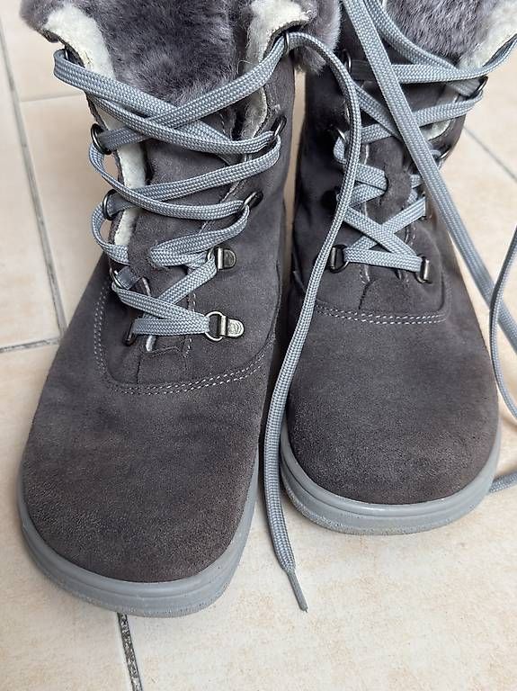 Chaussures femmes: Winterschuhe Helvesko Gr.36 – D'occasion à Lommiswil par ivc_zt7z