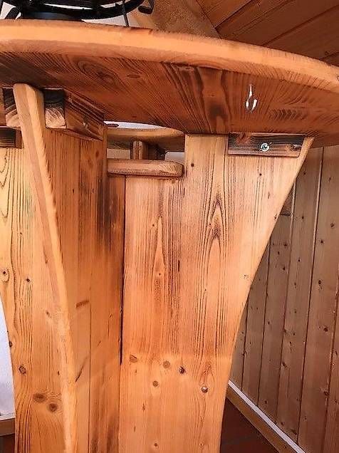 Tische: Fonduetisch, handgefertigt, Holz – Gebraucht aus Ottikon von mindfuel 3