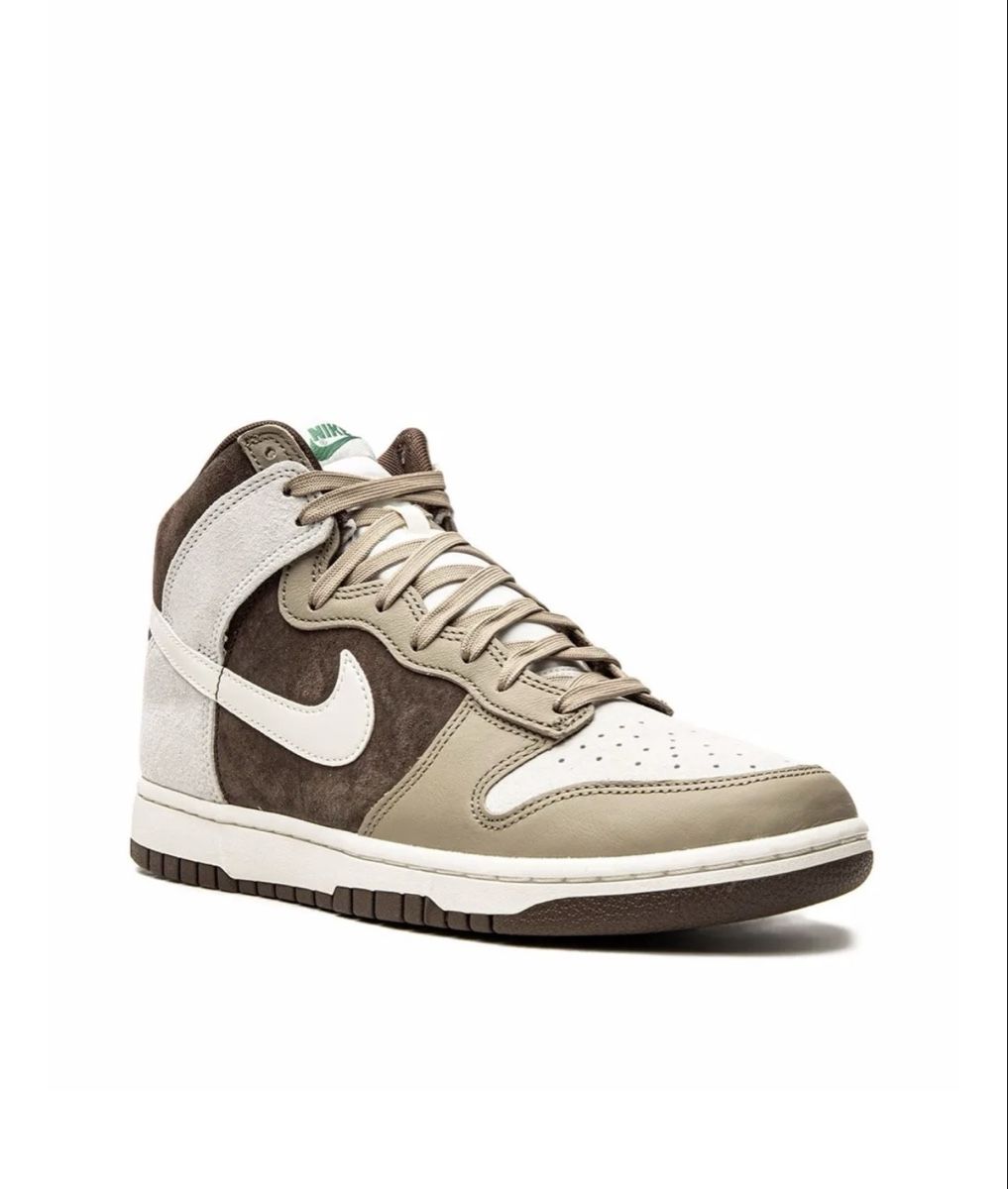 Nike Scarpe da donna: Nike Dunk High Light Chocolate Sneakers – Nuovo (secondo la descrizione) da Gunten venduto da slu_p5p8 1