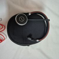 Jabra Evolve 65 headset mit Ladekabel und Etui