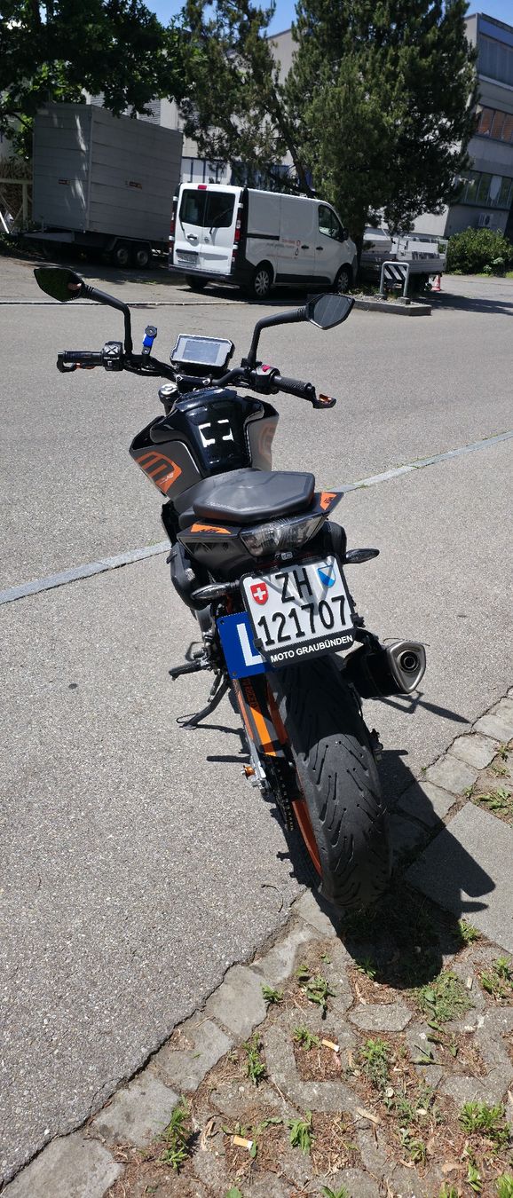 KTM Strada: ktm duke 125 – Usato da Niederhasli venduto da Zekibenz 3