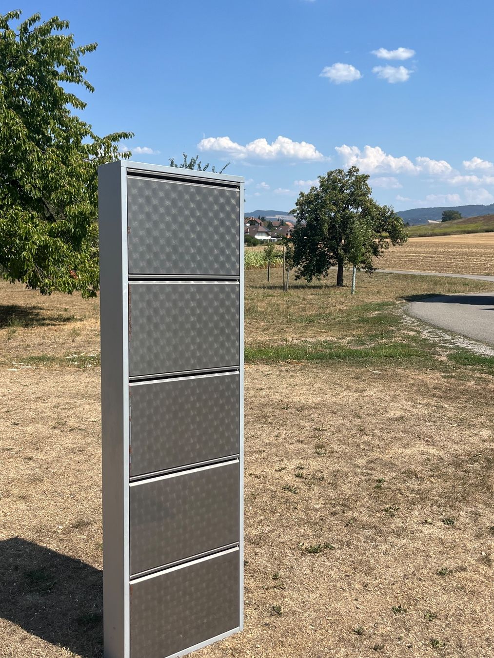 Guardaroba: Schuhschrank Metall – Usato da Allmendingen b. BE venduto da juair 1