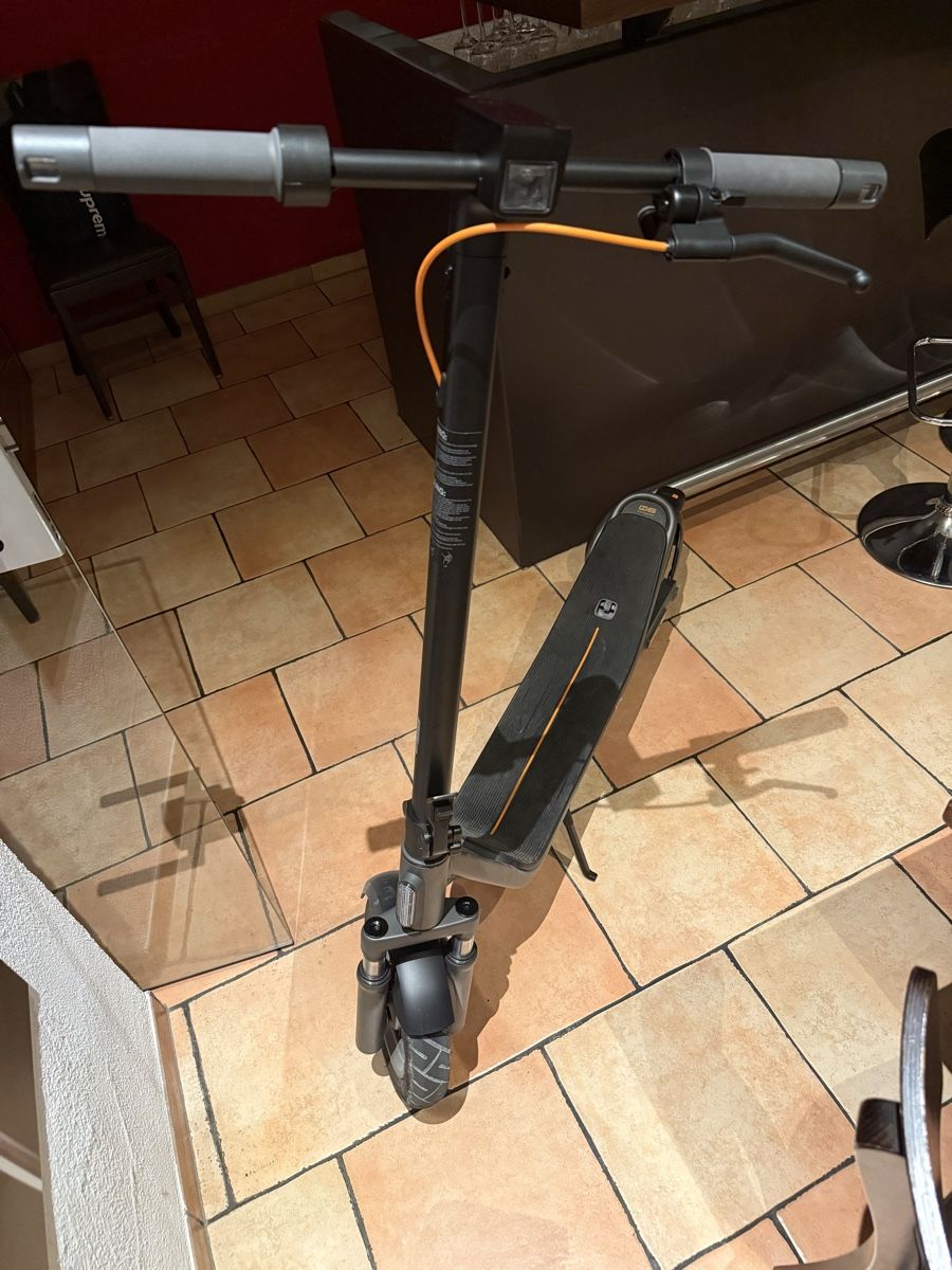 Xiaomi Kickboard: Scooter elettrico  – Neuf (Voir description) à Regensdorf par mat_k9rp 1