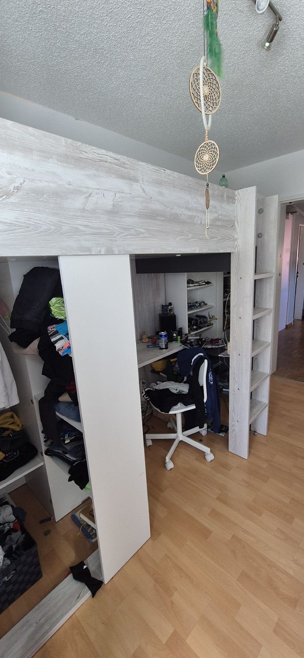 Lits: Hochbett mit Arbeitsplatz – D'occasion à Fehraltorf par ChrisLEGOLover 2