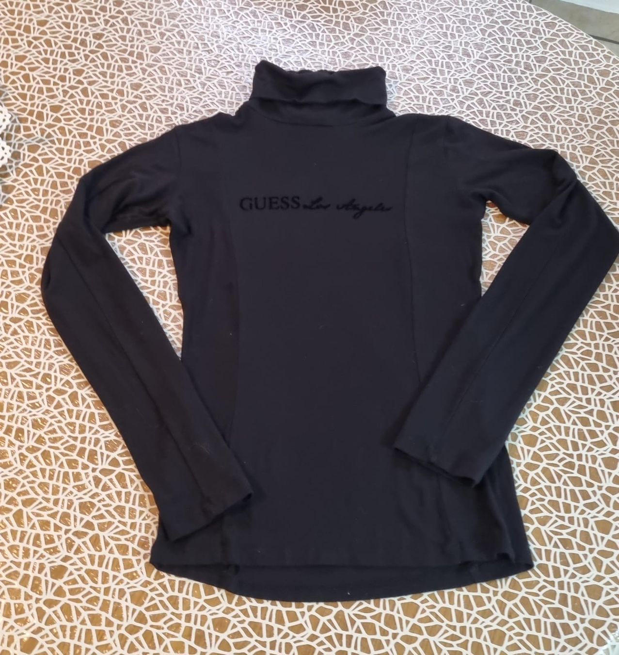 Guess T-shirts: Maglia maniche lunghe GUESS nera taglia S – D'occasion à Cadenazzo par man_9hnd 1