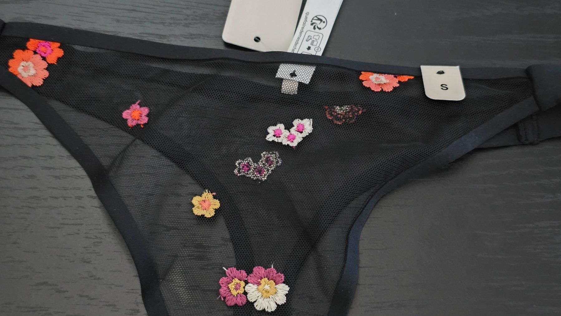 Etam Altra biancheria intima: 💖 Etam String - S - Paradis – Nuovo e nell'imballaggio originale da Thalwil venduto da VitaMini 2