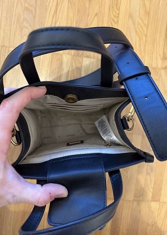 Sacs femmes: Guess Tasche – D'occasion à Tann par nic_jwc7
