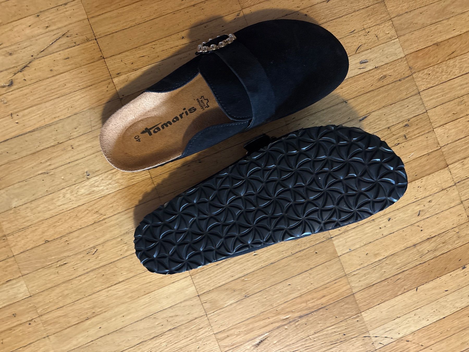 Tamaris Damenschuhe: Pantoletten von Tamaris Neu – Neu und originalverpackt aus St. Gallen von kes_5bxr 1