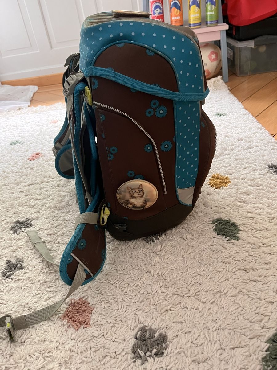 Sacs à dos: Ergobag Schulrucksack-Set inkl. Sporttasche & Regenschutz – D'occasion à St.Gallen par Pulo23 3