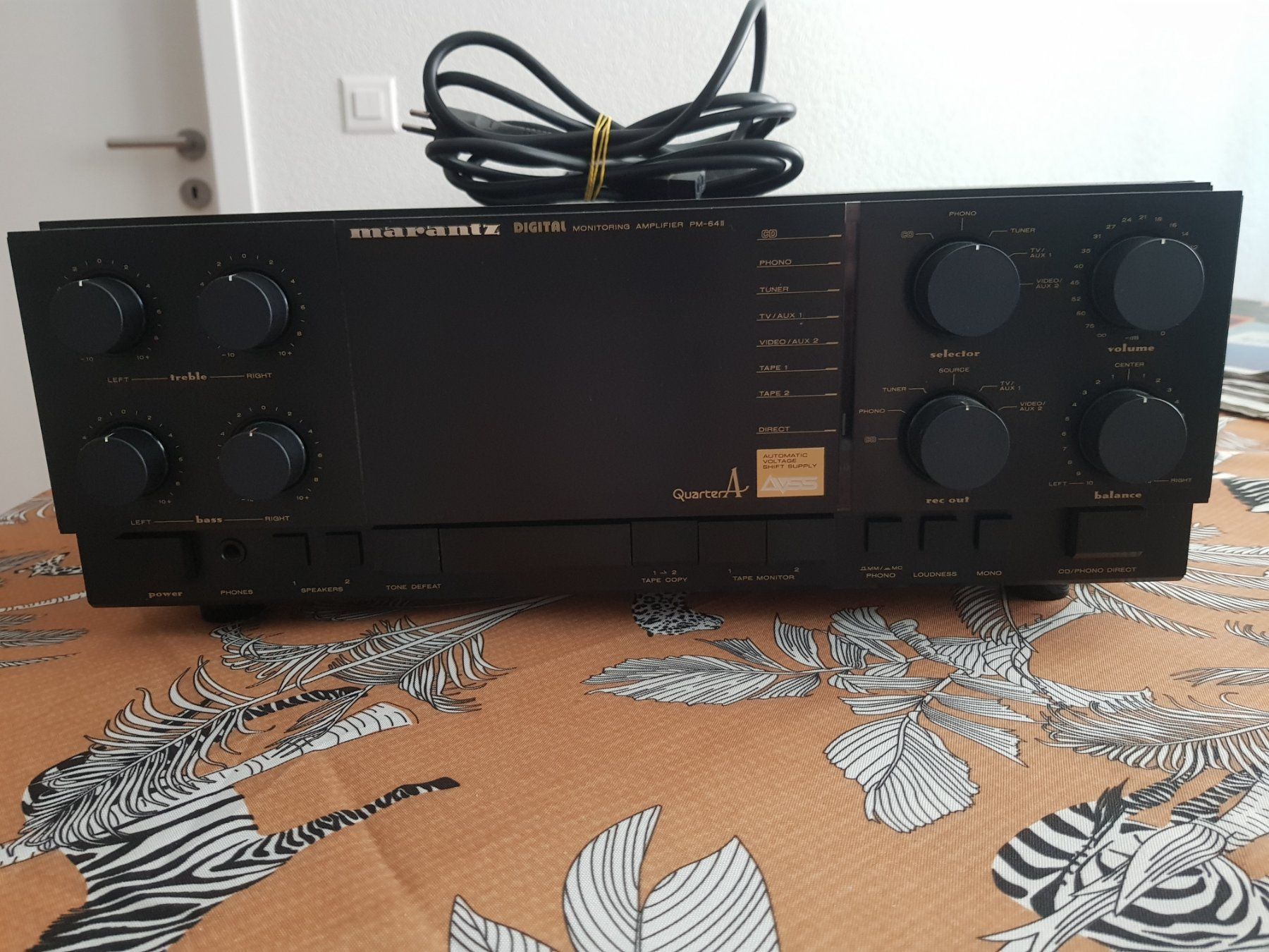 Marantz Verstärker: Marantz PM-64 II défectueux/defekt – Defekt aus Delémont von Gerald12