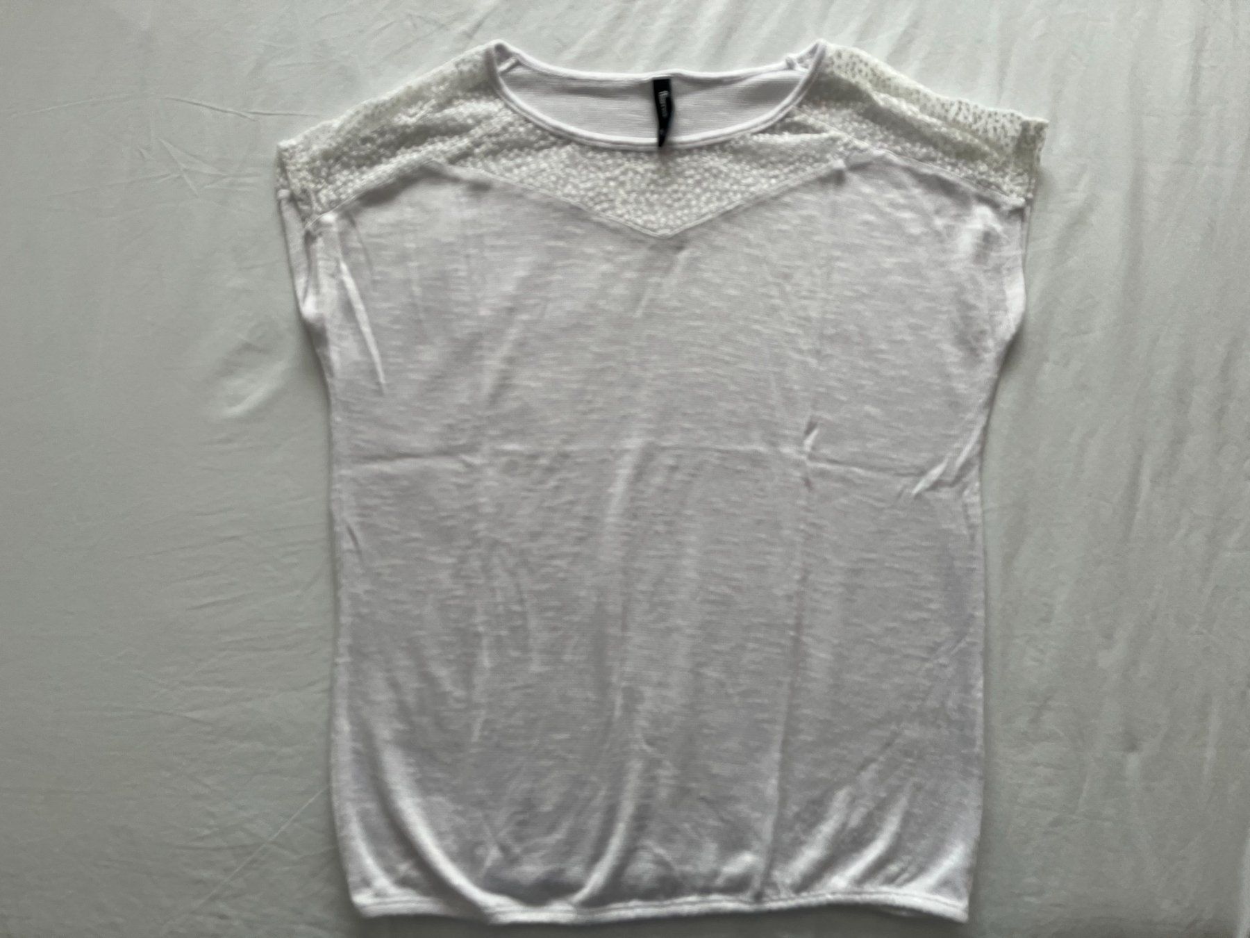 T-Shirts: Damen T-Shirt "Flame" Farbe weiss Grösse M – Gebraucht aus Jona von Flexer02
