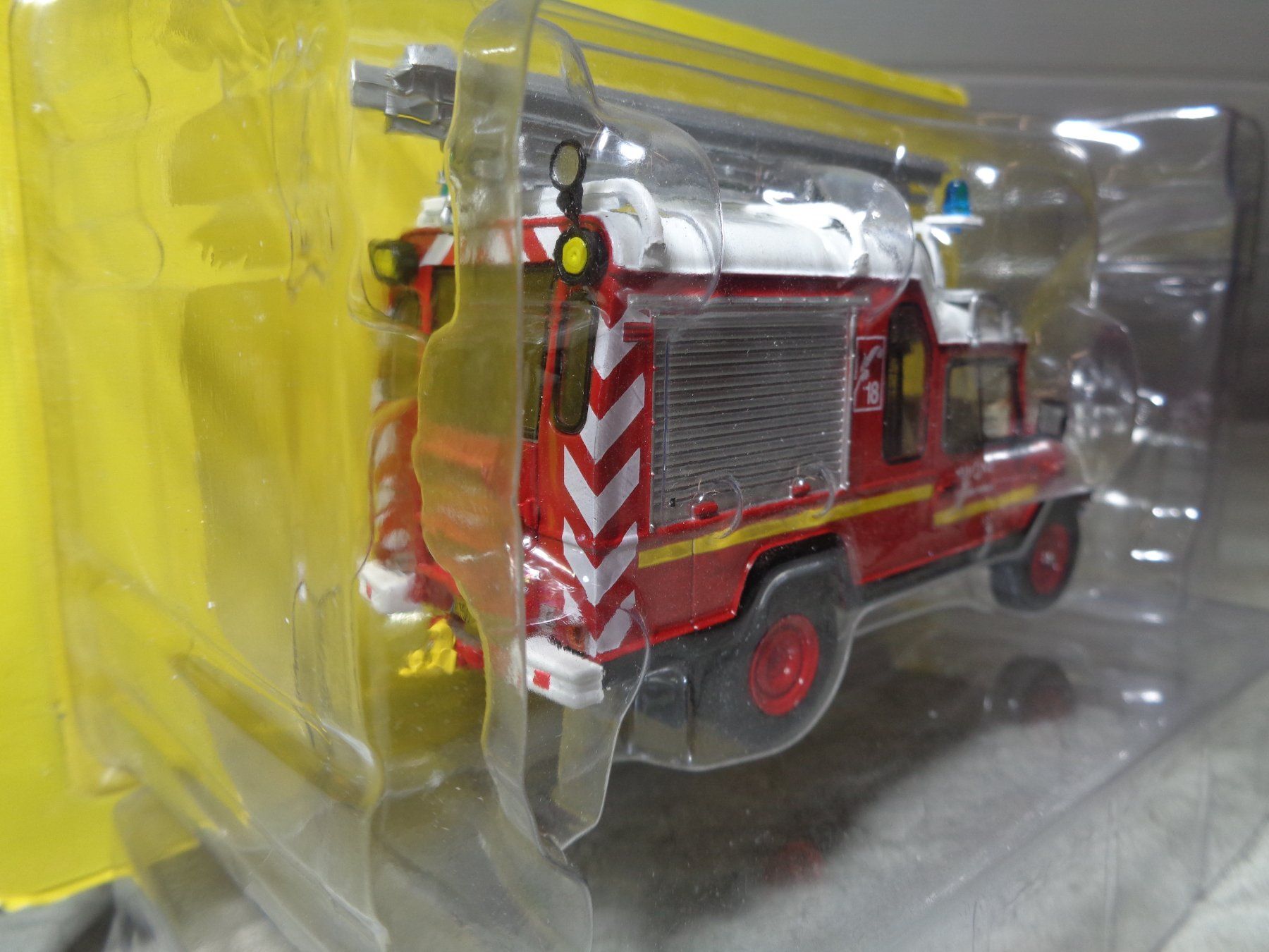 Modellini d'auto: Hachette 1:43 UMM Alter – Nuovo e nell'imballaggio originale da Reconvilier venduto da rallycar 3