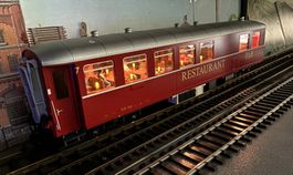 LGB 30523= RhB Restaurantwagen WR 3810 Rhätische Bahn - OVP