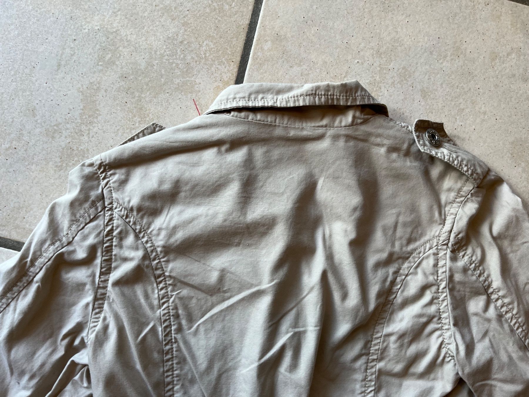 Jacken & Mäntel: Veste 128 fille grise avec fermeture éclair – Gebraucht aus Orpund von Mary8972 6