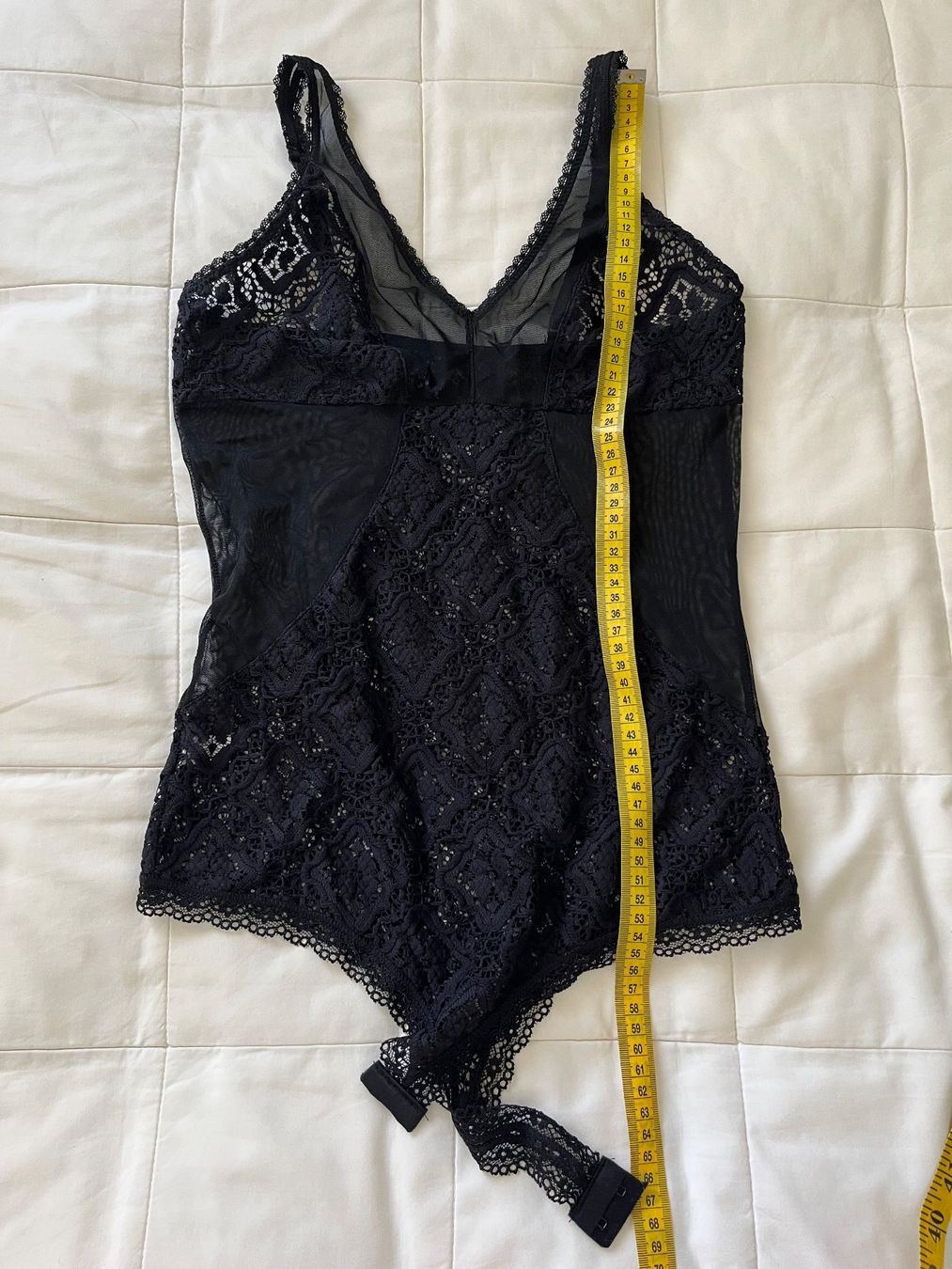 Top: New  lace body top size M – Nuovo (secondo la descrizione) da Chêne-Bougeries venduto da Seetooyoo 6
