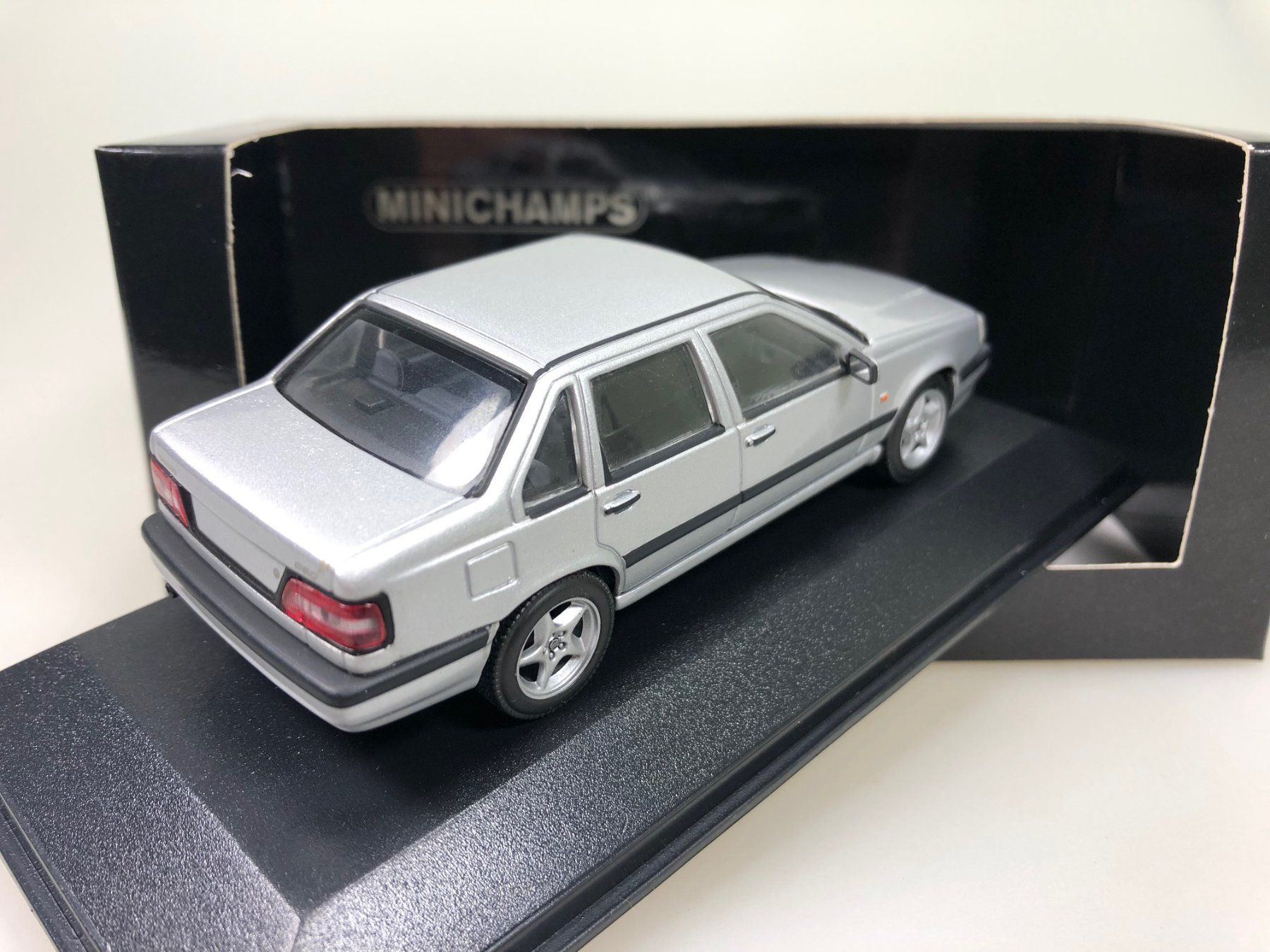 Volvo Modellini d'auto: Volvo 850 - Minichamps - 1:43 – Usato da Widen venduto da Himan 1