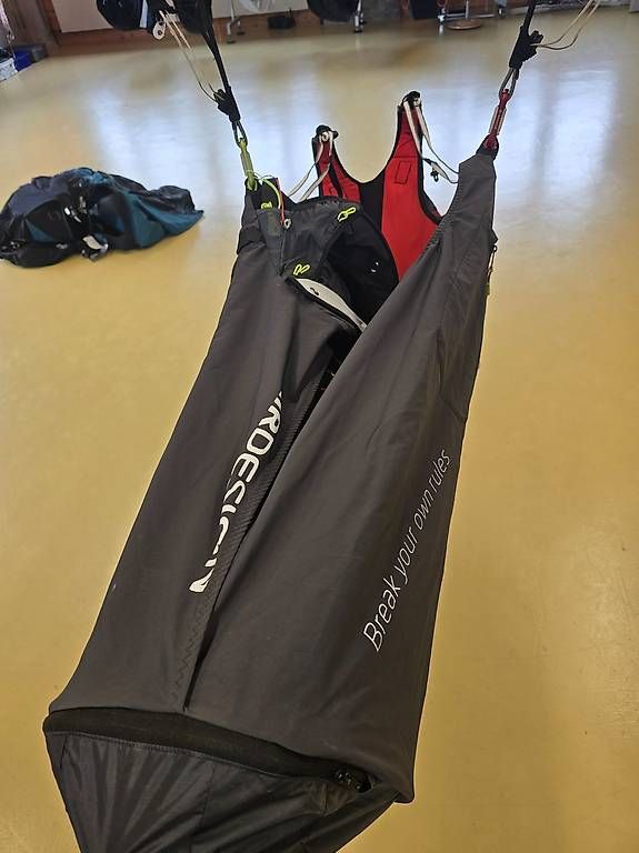 Calze: Air Design The Sock S NEU – Usato da Matzendorf venduto da Flugschule-Jura