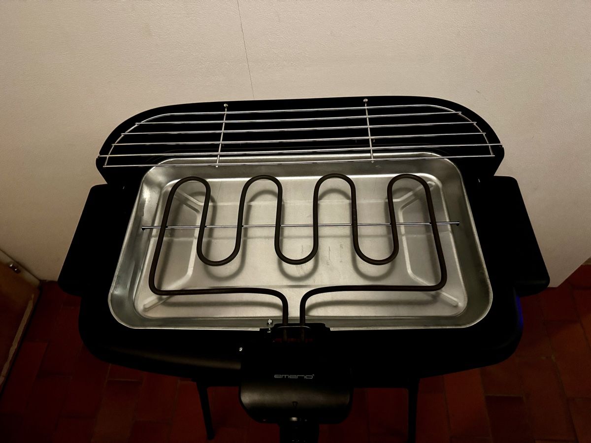 Griglie: Barbecue-Grill – Nuovo (secondo la descrizione) da Hofstetten BE venduto da Alpheidi75 2