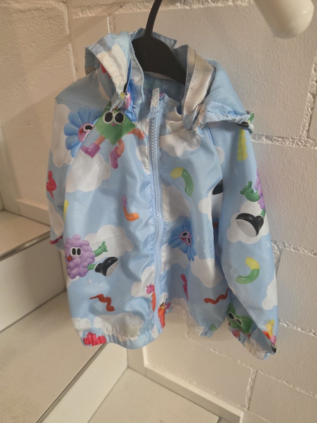 H&M Giacche: Kinderjacke Regenjacke 92 – Nuovo (secondo la descrizione) da Kefikon TG venduto da Livline