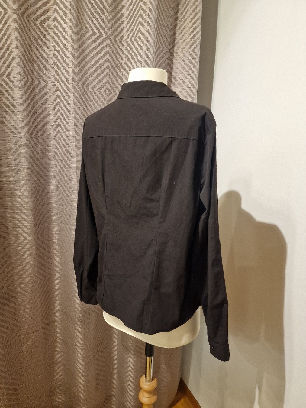 Primark Camicette: Chemisier noir Primark - taille 42 – Usato da Perly venduto da dayna_46 1