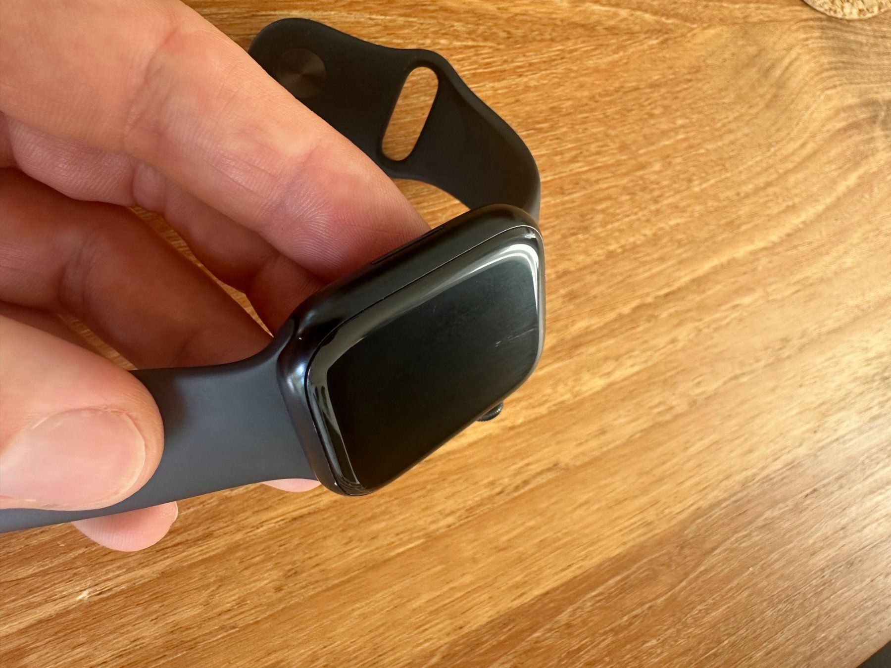 Apple Smartwatch: Apple Watch Series 8, 45mm – Usato da Rüschlikon venduto da Tarmac08 2
