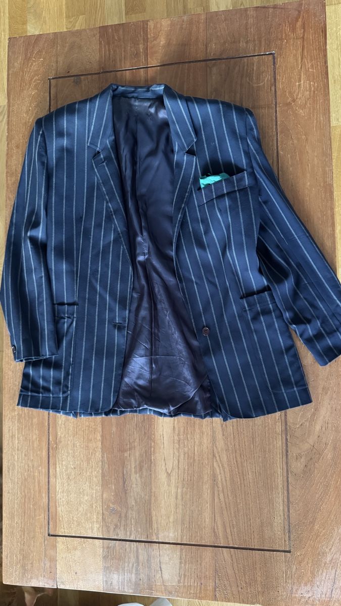 Completi & Tailleur: Blazer mit gepolsterten Schultern 44 – Usato da Zollikon venduto da rose59
