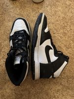 Nike Dunk High Schuhe schwarz weiss Grösse 44 neuwertig