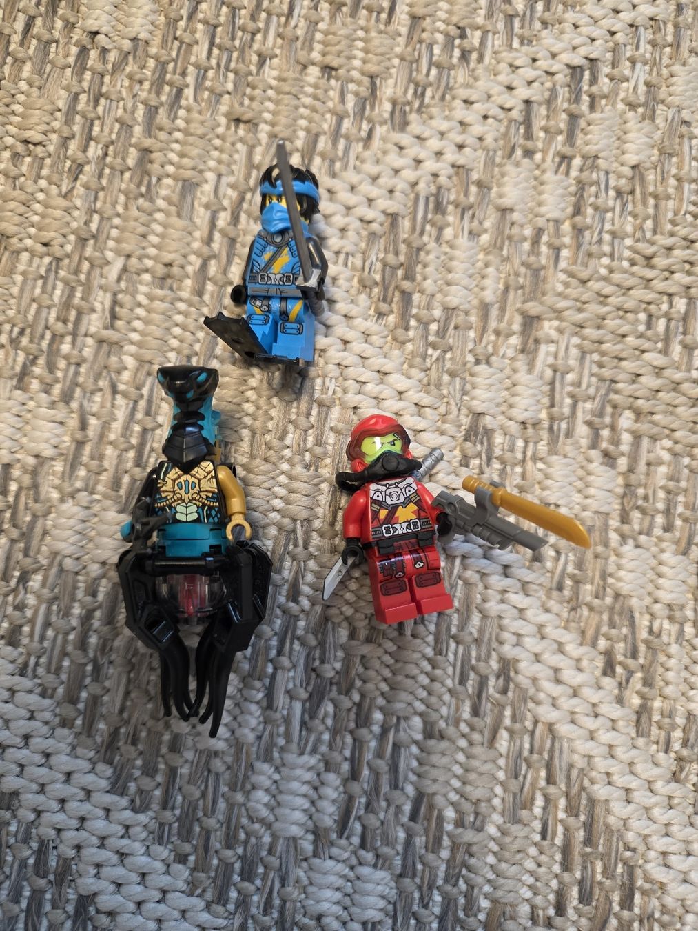 Lego Statuette: Lego Ninjago Figuren Figur – Usato da Dorf venduto da Echo_Elements