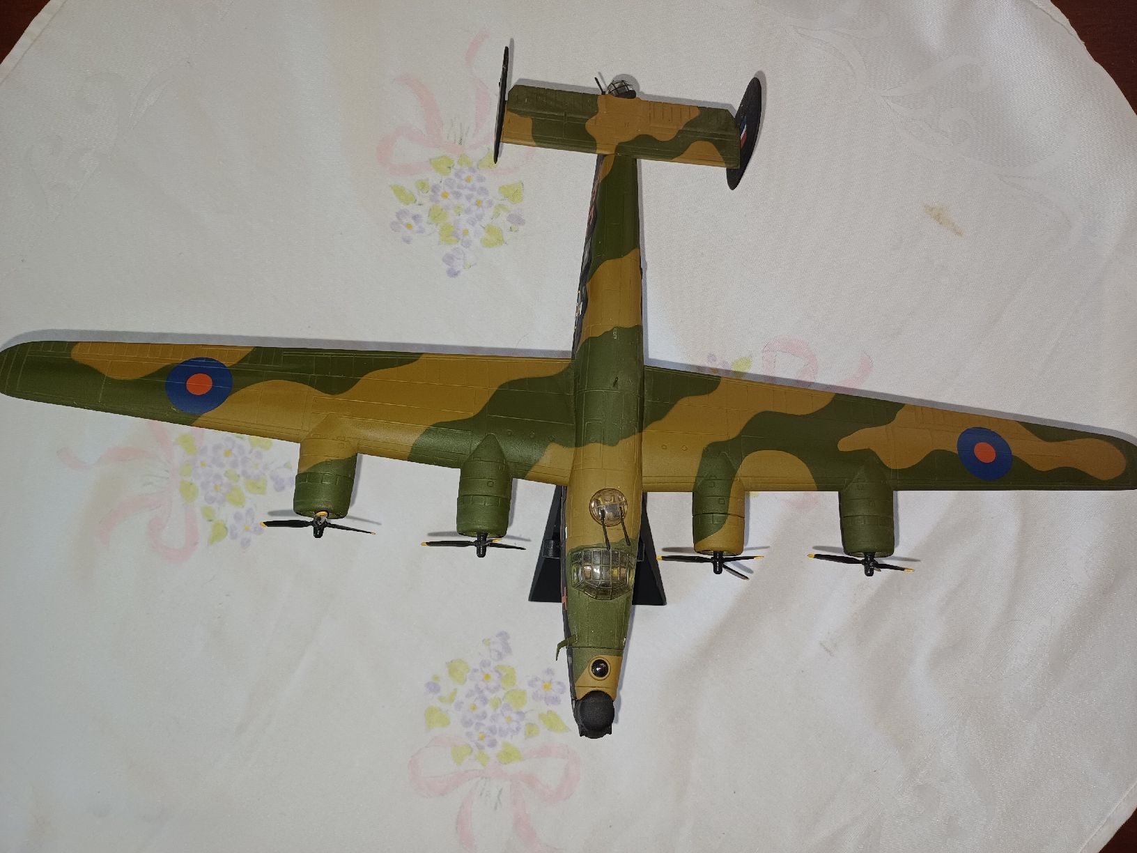 Corgi Toys Kit di modellismo & Modellini statici: Bomber B24 Sondermodell limitiert – Usato da Winznau venduto da Jaguar_01