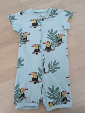 Lindex Sommer Baby Pyjama/Jumpsuit mit Tukan Grösse 86